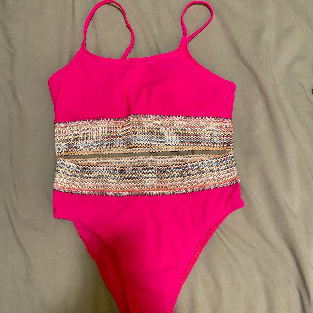 Hot pink, two piece, high waisted swimsuit with rainbow band. Never been worn.